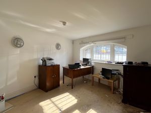 Photo 10- click for photo gallery